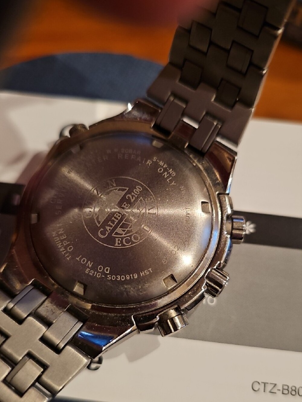 Citizen Calibre 2100 Full Titanium Eco-drive Sports Chronograph - Picture 4 of 7